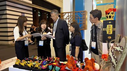 游戲人物'秀'牛肉面技藝 在香港邂逅甘肅非遺文化傳媒活動